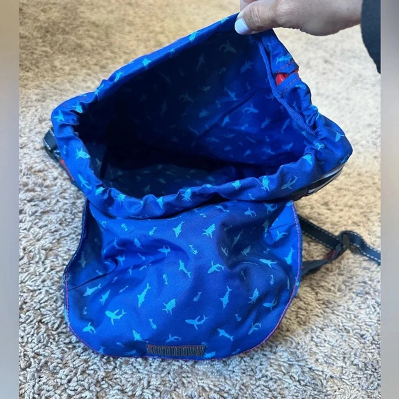 Die Spiegelburg Cap’n Sharky Navy Striped Kids Backpack 12.5” - Picture 5 of 8
